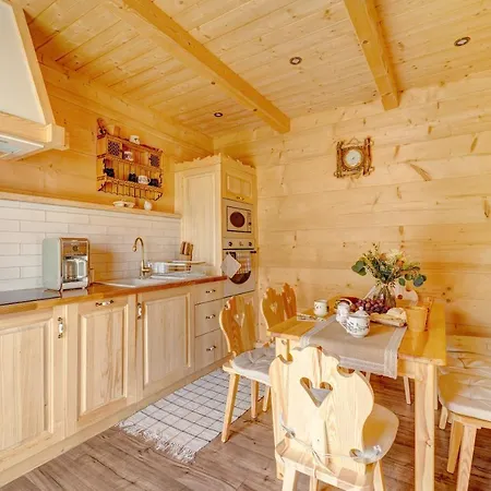 Holiday home Jedlinowo Chata- Z Balia I Kominkiem Szaflary